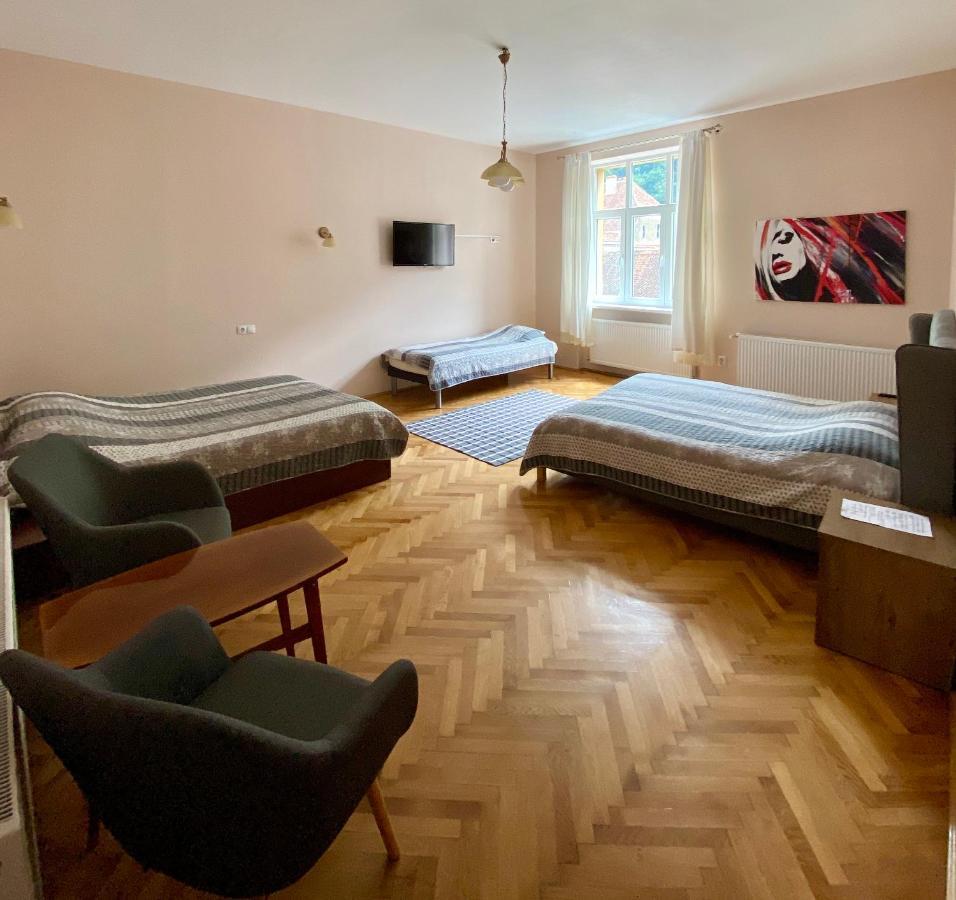 فندق Casa Balcescu براشوف المظهر الخارجي الصورة